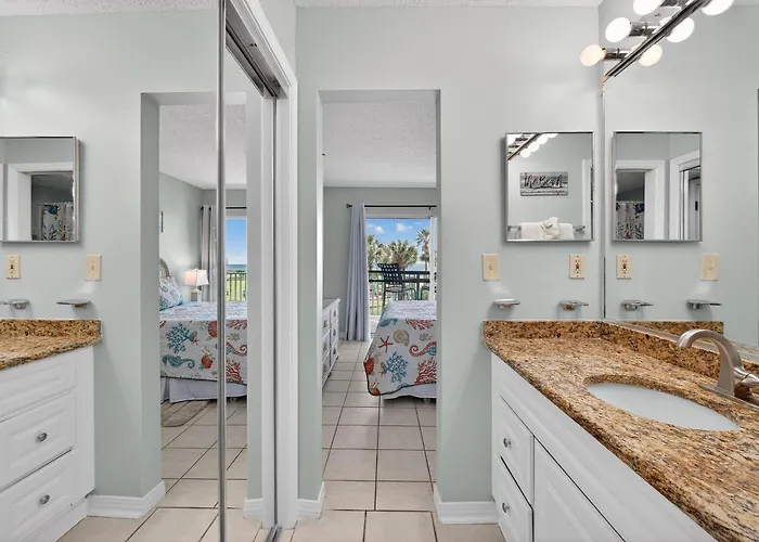 6209 Plantation-palms *