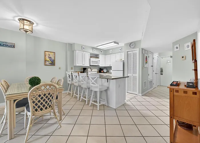 6209 Plantation-palms